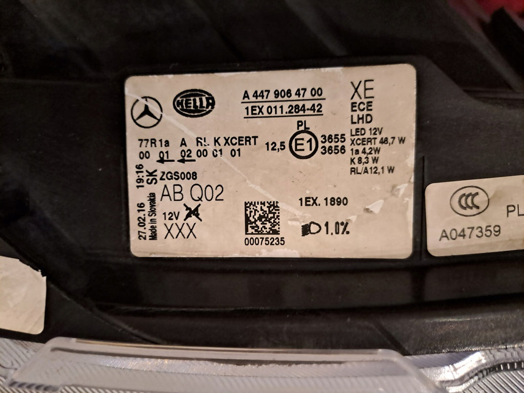 Frontscheinwerfer Mercedes-Benz Vito W447 A4479064700 Rechts Headlight