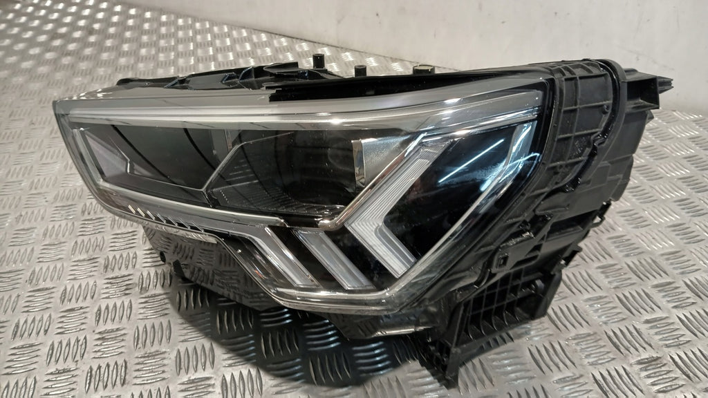 Frontscheinwerfer Audi Q3 83A941033 LED Links Scheinwerfer Headlight SCH1890891098ea