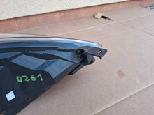 Laden Sie das Bild in den Galerie-Viewer, Frontscheinwerfer Ford Fiesta H1BB-13E015-CC LED Links Scheinwerfer Headlight SCH1034741103ww