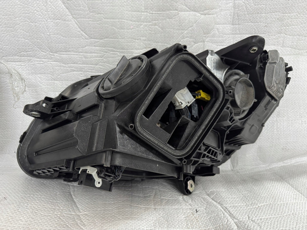 Frontscheinwerfer Mercedes-Benz W205 A2059061606 Rechts Scheinwerfer Headlight SCH6076604610lb