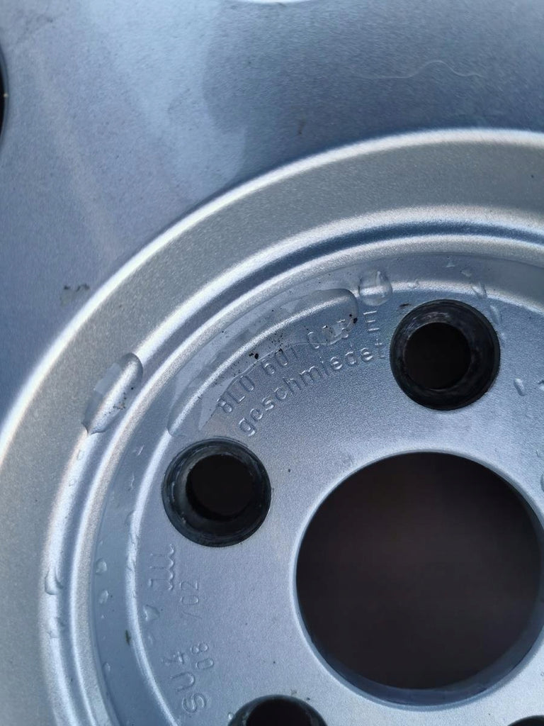 1x Alufelge 15 Zoll 6.0" 5x100 38ET 8L0601025E Audi A3 Rim Wheel