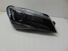 Laden Sie das Bild in den Galerie-Viewer, Frontscheinwerfer Skoda Superb III 3V1941016A Xenon Rechts Headlight SCH5766664162gv