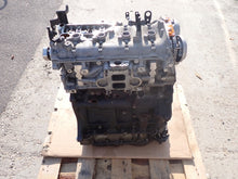 Laden Sie das Bild in den Galerie-Viewer, Motor Audi Seat Skoda VW I DKZ 2.0 TFSI Benzin Engine Unkomplett MOT8805103285bw