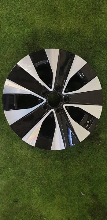 1x Alufelge 17 Zoll 5x112 A4474015200 Mercedes-Benz Vito W447 Rim Wheel FEL9916394374is