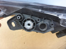 Laden Sie das Bild in den Galerie-Viewer, Frontscheinwerfer Toyota Corolla 81110-02S60 Rechts Scheinwerfer Headlight SCH4009030927ak