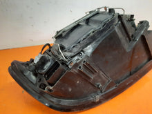 Load image into Gallery viewer, Frontscheinwerfer Volvo Kombi 30698889 Links Scheinwerfer Headlight SCH2228975894lk