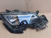 Laden Sie das Bild in den Galerie-Viewer, Frontscheinwerfer Seat Ateca 576941008D Rechts Scheinwerfer Headlight SCH4034775167fe