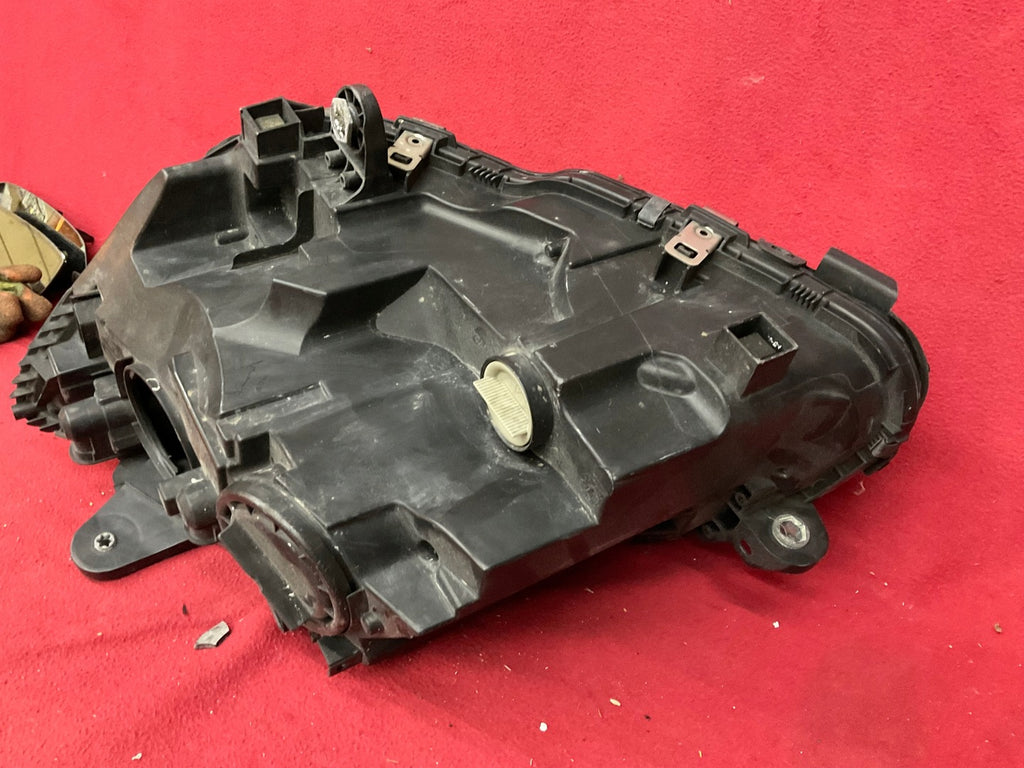 Frontscheinwerfer Mercedes-Benz W205 A2058260291 A2059067002 Rechts Headlight SCH3031245646mb