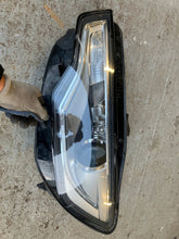 Laden Sie das Bild in den Galerie-Viewer, Frontscheinwerfer Audi A6 C7 4G0941005D Links Scheinwerfer Headlight