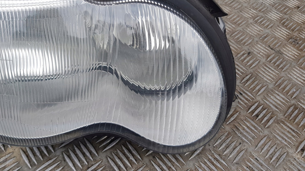 Frontscheinwerfer Mercedes-Benz W203 Xenon Rechts Scheinwerfer Headlight SCH7829187522nt