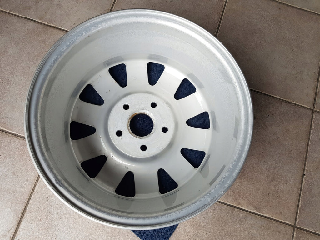 1x Alufelge 15 Zoll 6.0" 5x112 45ET Glanz Silber 4B0601025J Audi A4 B5 C5 FEL5088583942sn
