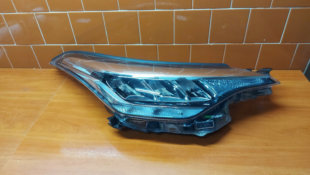 Frontscheinwerfer Toyota Chr C-Hr 81110-F4180 LED Rechts Scheinwerfer Headlight SCH3214389340px