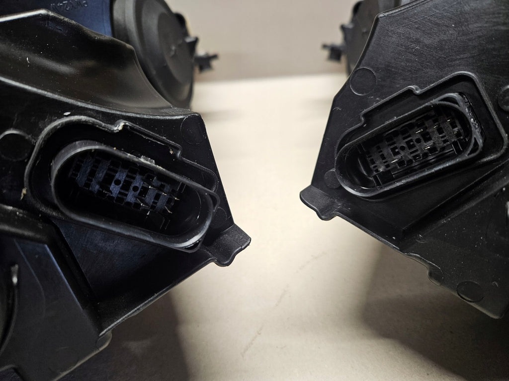 Frontscheinwerfer VW Golf VIII 5H1941005 5H1941006 LED Ein Satz Headlight SCH9785542818wc