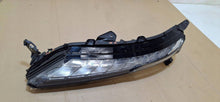 Laden Sie das Bild in den Galerie-Viewer, Frontscheinwerfer Mitsubishi Eclipse Cross I EDM92205010 LED Vorderseite SCH1748896440yt