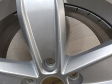 Load image into Gallery viewer, 1x Alufelge 17 Zoll 6.5" 5x112 38ET Glanz Silber 5NA071497 VW Tiguan Rim Wheel FEL3561504227wb