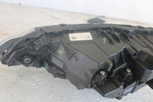 Laden Sie das Bild in den Galerie-Viewer, Frontscheinwerfer Ford II M8D2-13W029-BA Rechts Scheinwerfer Headlight SCH9859493788dh
