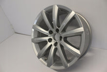 Load image into Gallery viewer, 1x Alufelge 18 Zoll 8.0" 5x130 25ET Glanz Silber 760071498 VW Touareg Rim Wheel FEL8497922776dd