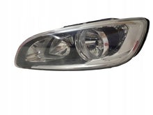 Laden Sie das Bild in den Galerie-Viewer, Frontscheinwerfer Volvo S60 31358099 Links Scheinwerfer Headlight SCH8107238601aq