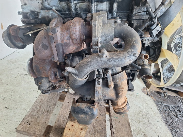Motor Mercedes-Benz Sprinter 646986 2.2 CDI 150PS 110kW 290TKm Diesel Komplett MOT6744225894zk
