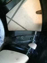 Laden Sie das Bild in den Galerie-Viewer, 1x Alufelge 17 Zoll 6.5" 5x112 46ET 5E3601025 Skoda Octavia Rim Wheel FEL9461925725ij