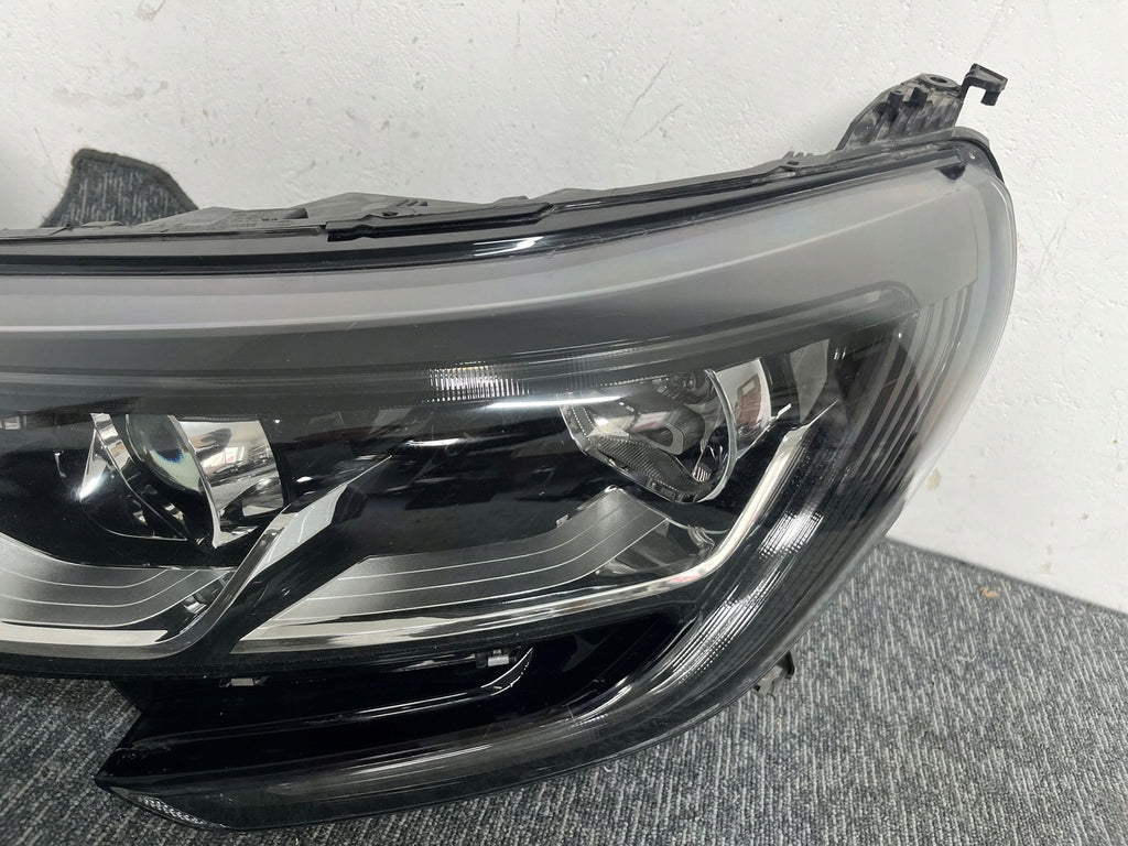 Frontscheinwerfer Renault Megane IV 260108478R 260602792R LED Ein Satz Headlight SCH7477037082rr