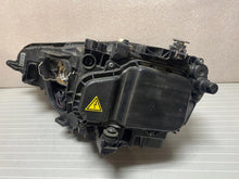 Laden Sie das Bild in den Galerie-Viewer, Frontscheinwerfer VW Sportsvan 517941034B Xenon Rechts Scheinwerfer Headlight SCH3160325918eb