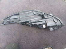 Laden Sie das Bild in den Galerie-Viewer, Frontscheinwerfer Ford Fiesta I VII C1BB-13W029-AE Rechts Scheinwerfer Headlight SCH8670143996dd