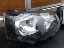 Laden Sie das Bild in den Galerie-Viewer, Frontscheinwerfer VW T5 7E1941015 Ein Stück (Rechts oder Links) Headlight