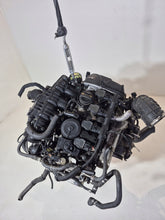 Laden Sie das Bild in den Galerie-Viewer, Motor Audi VW A4 B8 CAB 1.8 TFSI Benzin Engine Komplett