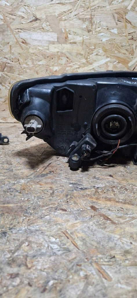 Frontscheinwerfer Mitsubishi Pajero I Ein Satz Scheinwerfer Headlight SCH6590790890qj