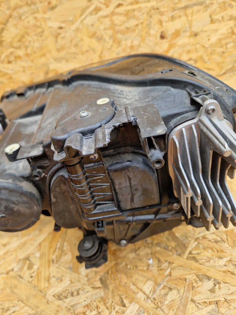 Frontscheinwerfer VW Sportsvan 517941082A Rechts Scheinwerfer Headlight SCH9199903331am