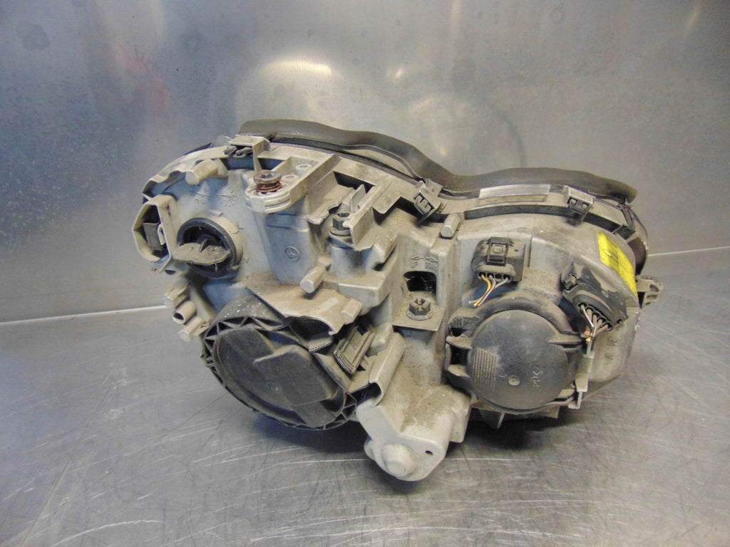 Frontscheinwerfer Mercedes-Benz W203 A2038203559 Xenon Links Headlight SCH2559846430vs
