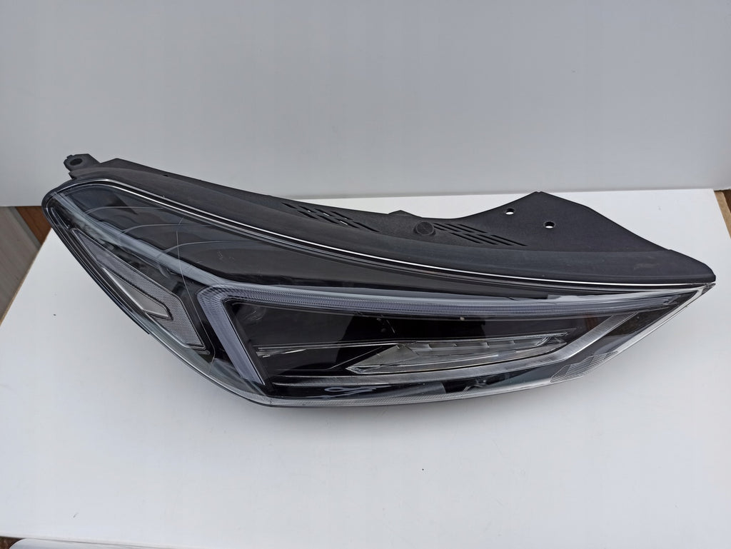 Frontscheinwerfer Hyundai Tucson 92102D7700 Full LED Rechts Headlight SCH9260841600zg