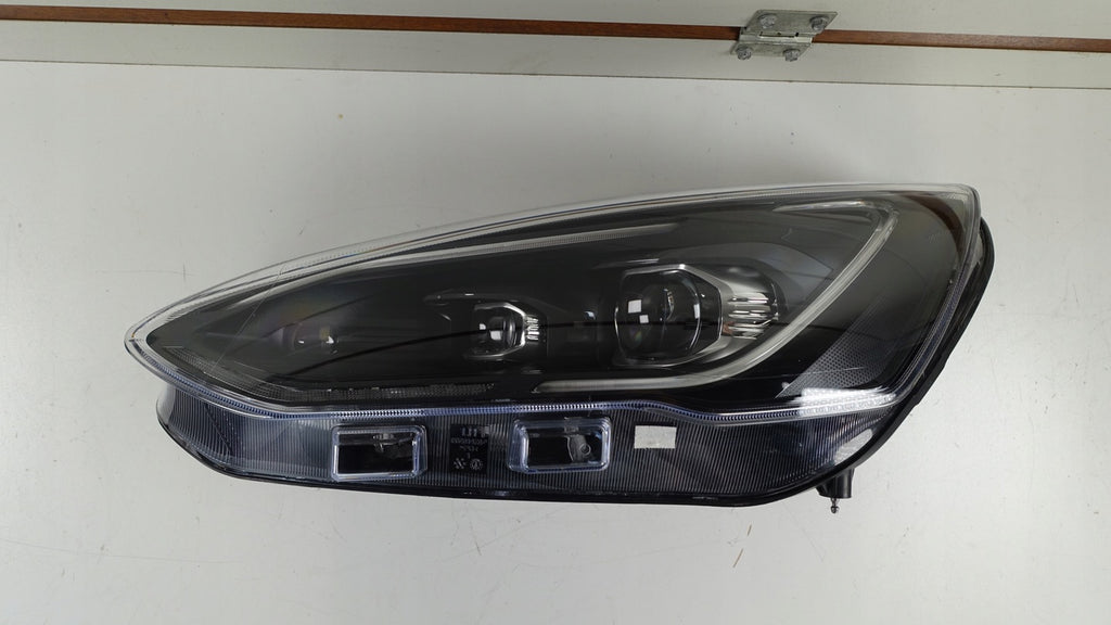 Frontscheinwerfer Ford Focus Xenon Links Scheinwerfer Headlight SCH6630817339ai