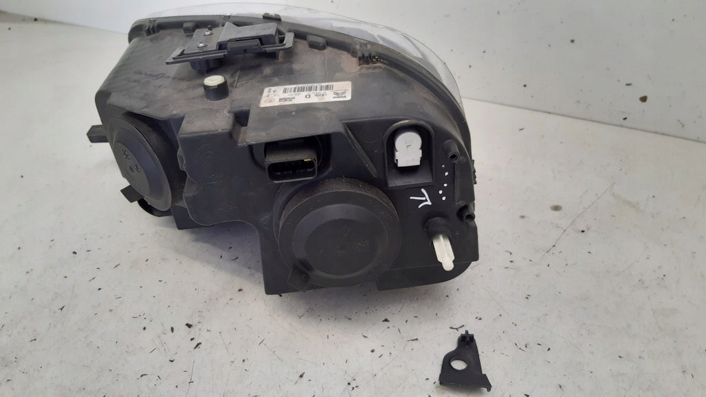 Frontscheinwerfer Citroën Berlingo 9816825080 Rechts Scheinwerfer Headlight SCH4872021441od