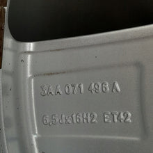 Laden Sie das Bild in den Galerie-Viewer, 4x Alufelge 16 Zoll 6.5" 5x112 42ET Glanz Silber 3AA071496 VW Passat Jetta FEL5743036158ps