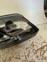Load image into Gallery viewer, Frontscheinwerfer VW Touran 1T1941752H Xenon Rechts Scheinwerfer Headlight SCH4564401855bv