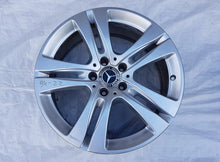 Load image into Gallery viewer, 1x Alufelge 18 Zoll 8.0" 5x112 41ET Glanz Silber A2224013400 Mercedes-Benz W222 FEL5720345884cw