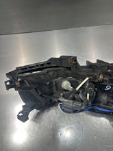 Load image into Gallery viewer, Frontscheinwerfer Mazda 6 MAA86535 Links Scheinwerfer Headlight
