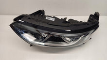 Laden Sie das Bild in den Galerie-Viewer, Frontscheinwerfer Renault Koleos II 260600731R LED Links Scheinwerfer Headlight