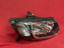 Laden Sie das Bild in den Galerie-Viewer, Frontscheinwerfer Renault Logan II Sandero 260105344R Rechts Headlight SCH9167121023iy