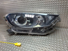 Laden Sie das Bild in den Galerie-Viewer, Frontscheinwerfer Toyota Yaris K0-6EU Rechts Scheinwerfer Headlight SCH4647084011zq