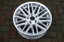 Laden Sie das Bild in den Galerie-Viewer, 1x Alufelge 18 Zoll 8.0&quot; 5x120 24ET 6753240 BMW Rim Wheel