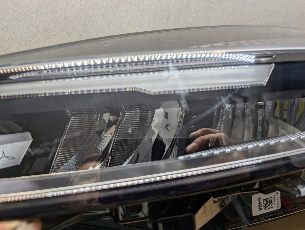 Frontscheinwerfer Mitsubishi Colt V Clio 260600149 LED Links Headlight