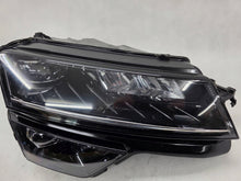 Load image into Gallery viewer, Frontscheinwerfer Skoda Karoq 57B941016D Rechts Scheinwerfer Headlight SCH5428427374ue