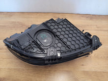Laden Sie das Bild in den Galerie-Viewer, Frontscheinwerfer Mercedes-Benz A2069068104 Links Scheinwerfer Headlight SCH2818132806lg