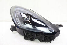 Laden Sie das Bild in den Galerie-Viewer, Frontscheinwerfer Maserati 6702930690 Rechts Scheinwerfer Headlight SCH9083518708jp