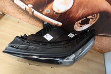 Load image into Gallery viewer, Frontscheinwerfer BMW 5 5A798D109 Links Scheinwerfer Headlight SCH6606680593me