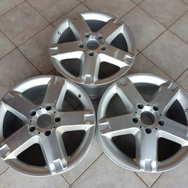 1x Alufelge 18 Zoll 7.5