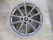 Laden Sie das Bild in den Galerie-Viewer, 4x Alufelge 17 Zoll 7.5" 5x112 27ET Glanz Silber 6868217 BMW 5 G31 G30 Rim Wheel FEL1387660346ty